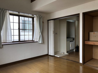 【洋室】 | パーシモン国立 | 画像は2階のお部屋です