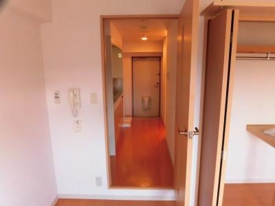 ハウスセゾン四条通の内装|廊下