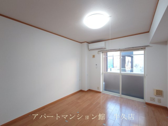 パルテールスクウェアの居間・リビング