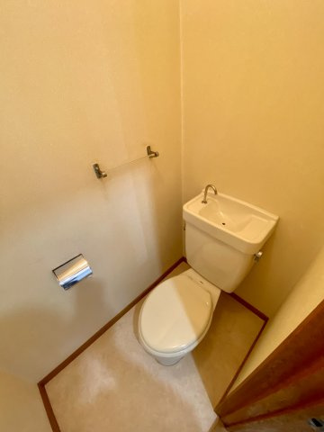 鍋嶋マンションのトイレ