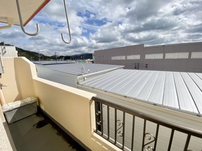 【バルコニー】 | 鍋嶋マンション