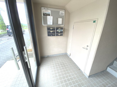 【エントランス】 | エスガーデン杉
