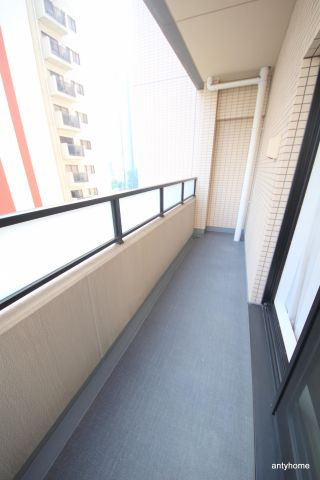 パークアクシス梅田　仲介手数料無料のバルコニー