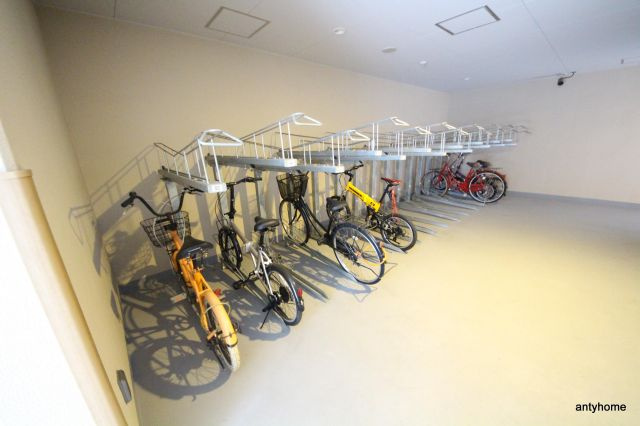 パークアクシス梅田　仲介手数料無料の駐車場