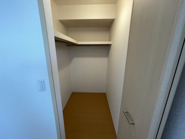 オズロードの収納|ウォークインクローゼット