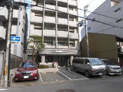 フェリーチェ京都（旧パラシオン京都）の駐車場