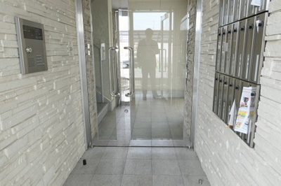 【エントランス】 | ローレルコート宮西