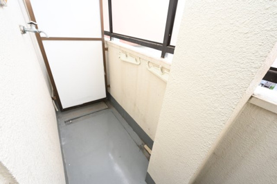 【バルコニー】 | 泉都ハイツ