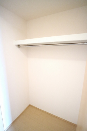 フロントハウスＡ棟の収納|クローゼット