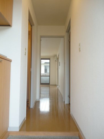 メゾンドール小森野Ⅱの玄関|シンプルで使いやすい玄関です