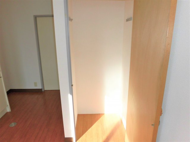 一光青柳ハイツの収納