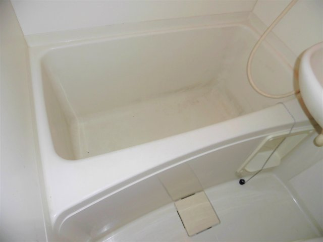 一光青柳ハイツの浴室