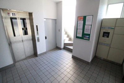 【エントランス】 | ドミール神戸