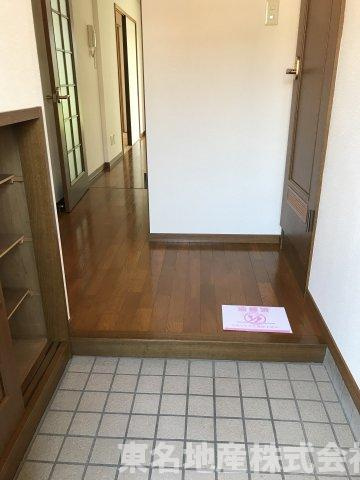 サンドミールの玄関