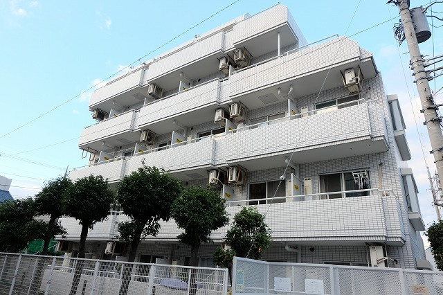 シルフィードアキシマの外観