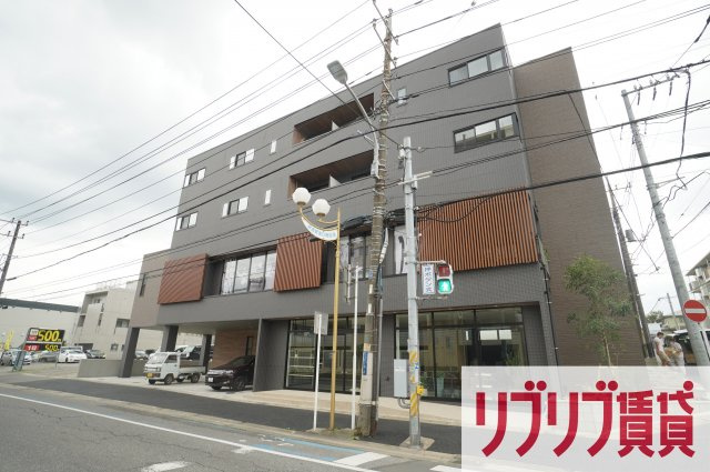 ルミエールビルの外観