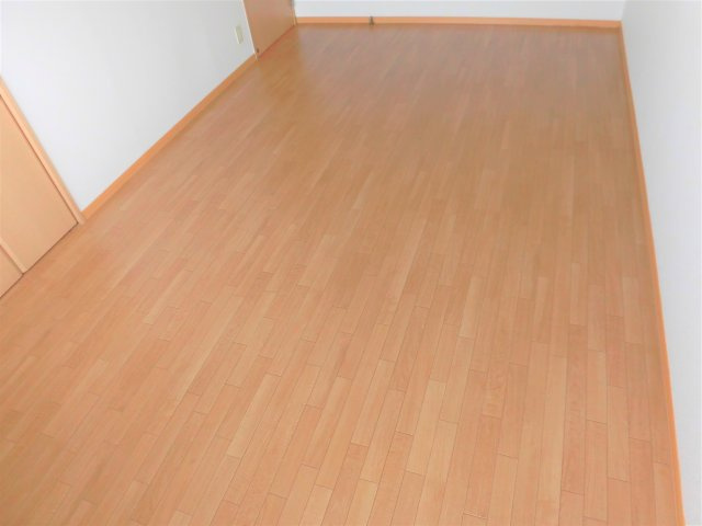 アーバンライフ久世Ⅱの洋室