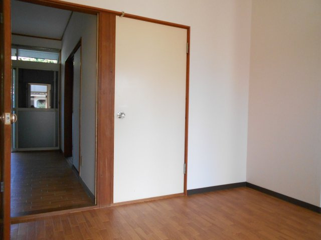 シュロスT・Yの洋室