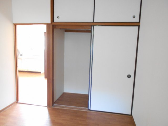 シュロスT・Yの収納