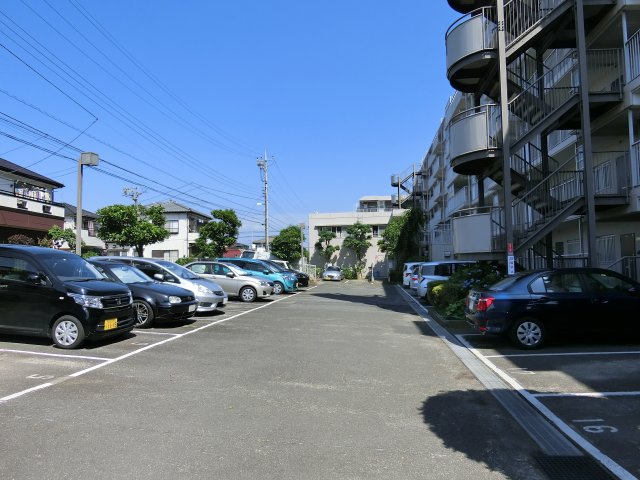 メゾンエクレーレ八千代台　５階部分の駐車場|敷地内駐車場　月額７，０００円（空き状況は都度、管理会社へ要確認）