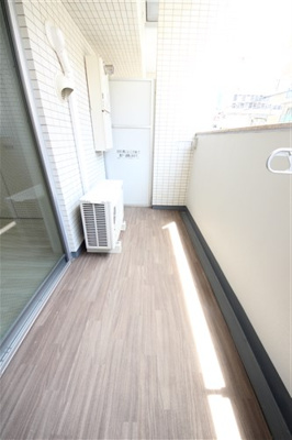 【バルコニー】 | ダ ヴィンチ