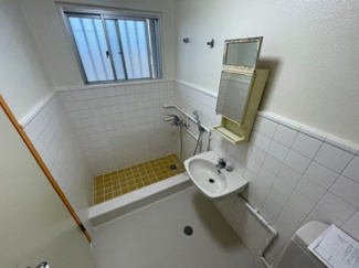 【浴室】 | 目取真荘 | ※307号室の写真を掲載しております。