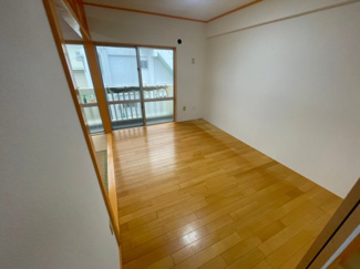 【洋室】 | 目取真荘 | ※307号室の写真を掲載しております。
