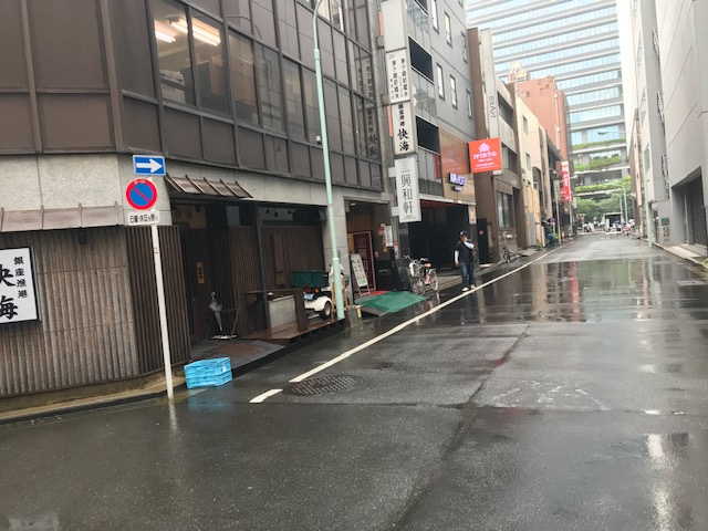 茅ヶ紡ビルの駐車場