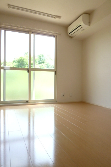 メゾンドルーラルⅡ【キャッシュバック対象物件】の洋室|スタンダードな洋室です