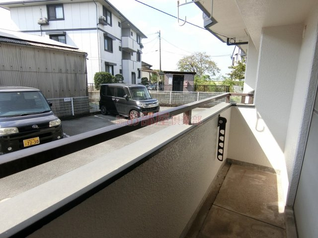 ウイングビルのバルコニー|陽当たり良好なバルコニーです