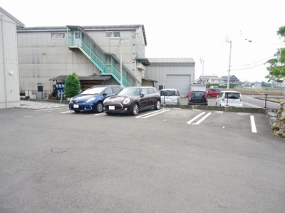 【駐車場】 | ガーランド
