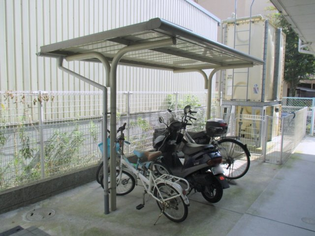【その他共用部分】 | レオネクストモンブルー木部