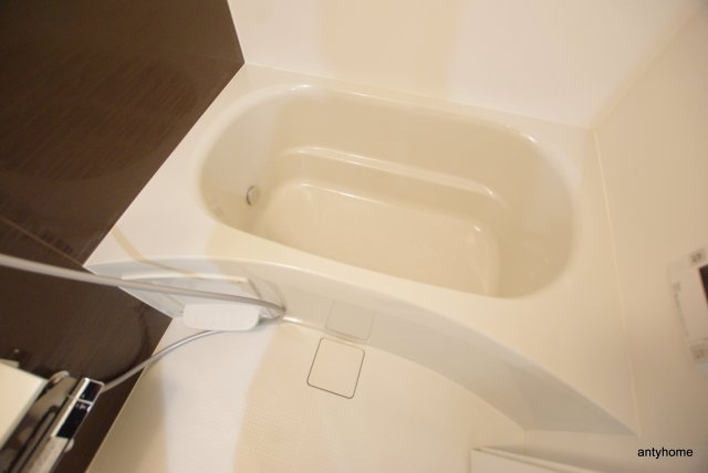 フォートレス神崎川センター　仲介手数料無料の浴室
