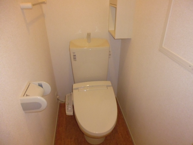 ベルカーサＡのトイレ|シャワー付きトイレ