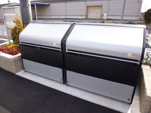 ベルカーサＡのその他共用部分|敷地内専用ゴミステーション