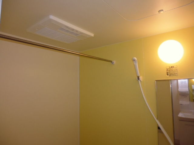 ベルカーサＡの浴室|浴室乾燥機