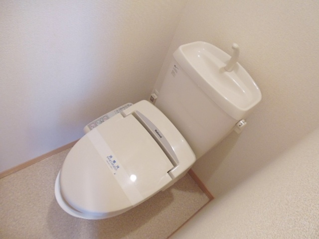 オランジュAのトイレ|シャワー付きトイレ
