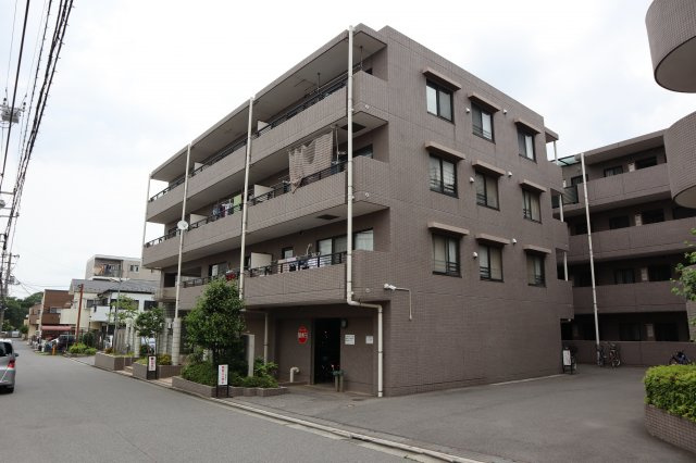 コスモ津田沼ロイヤルコート　４階建４階部分の外観