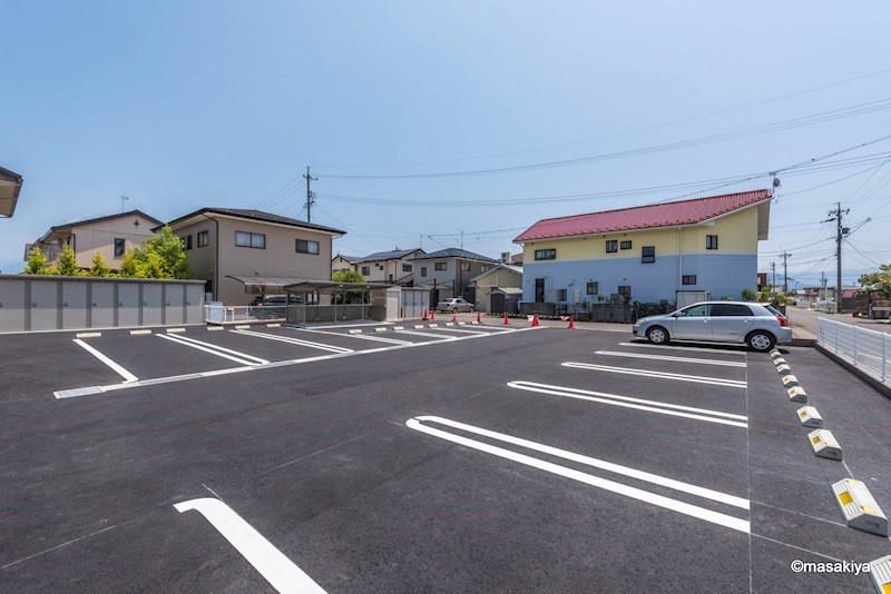 エルヴィータの駐車場|駐車場