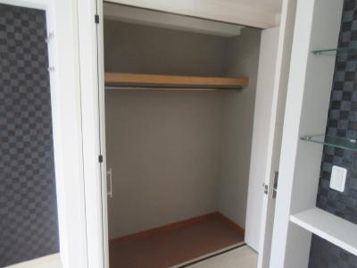 VERTICAL二条城北（ヴェルティカル二条城北）の収納|大きめクローゼット