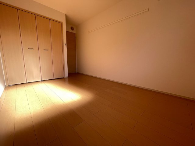 サン アベニュー Ⅰの寝室