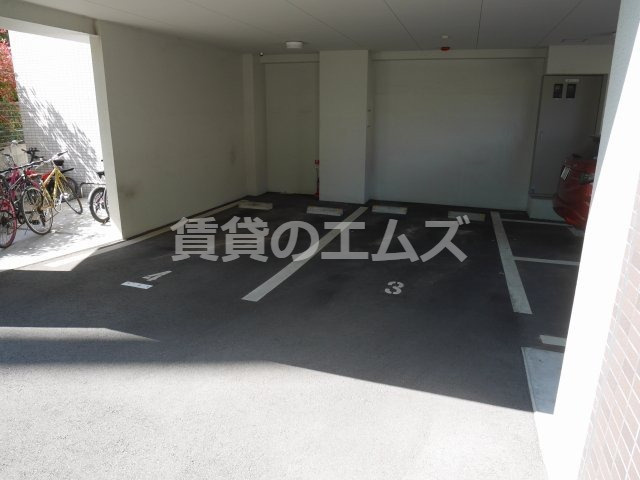 【駐車場】 | レジデンシャルヒルズ博多サウス | レジデンシャルヒルズ博多サウスの駐車場