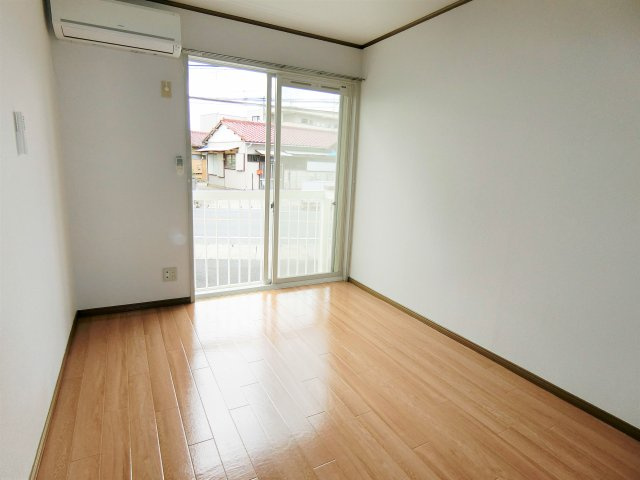 メゾン・ド・エスプリの居間・リビング