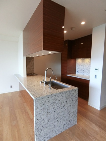 千代田区三番町の賃貸マンションのキッチン