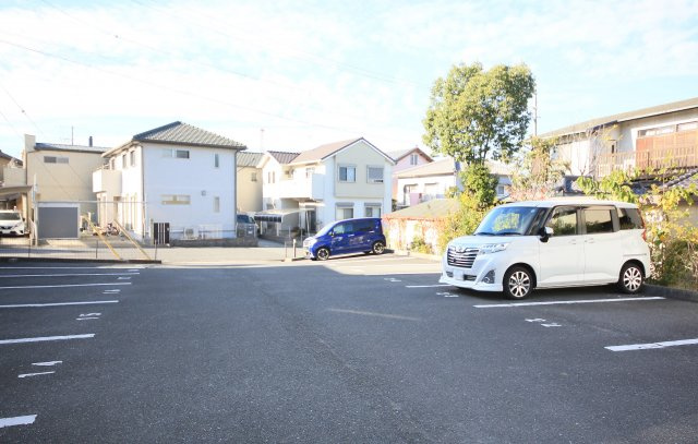 ヴァーテューⅠの駐車場