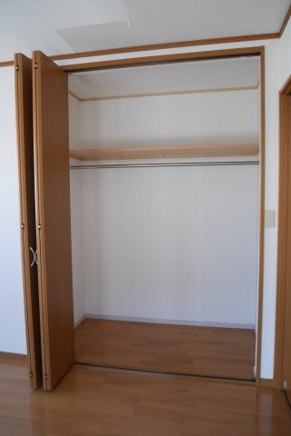 北町戸建の収納