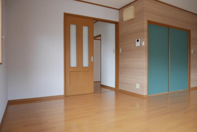 北町戸建の居間・リビング