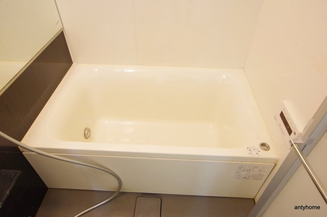 レジデンス富貴屋　仲介手数料無料の浴室
