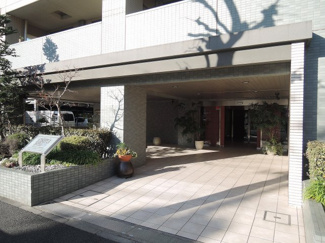 【エントランス】 | みなとみらい線「元街・中華街」駅徒歩12分。