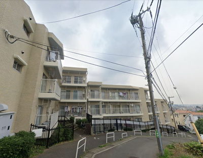 【外観】 | ダイアパレス上大岡第3 | 3階三方角部屋につき陽当たり良好です。
今すぐに新生活を送れる家具・エアコンや家事の負担を軽減出来る食洗機・浴室乾燥機付♪